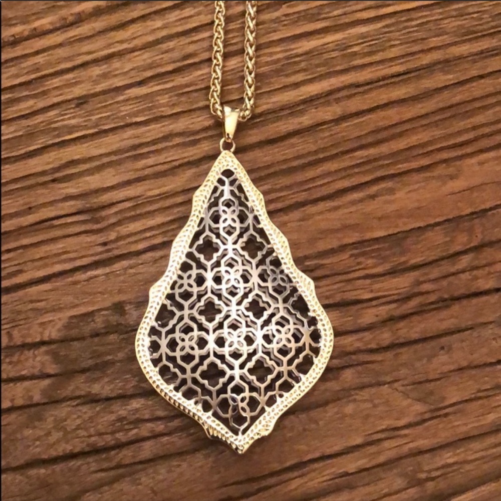 Kendra Scott logo necklace